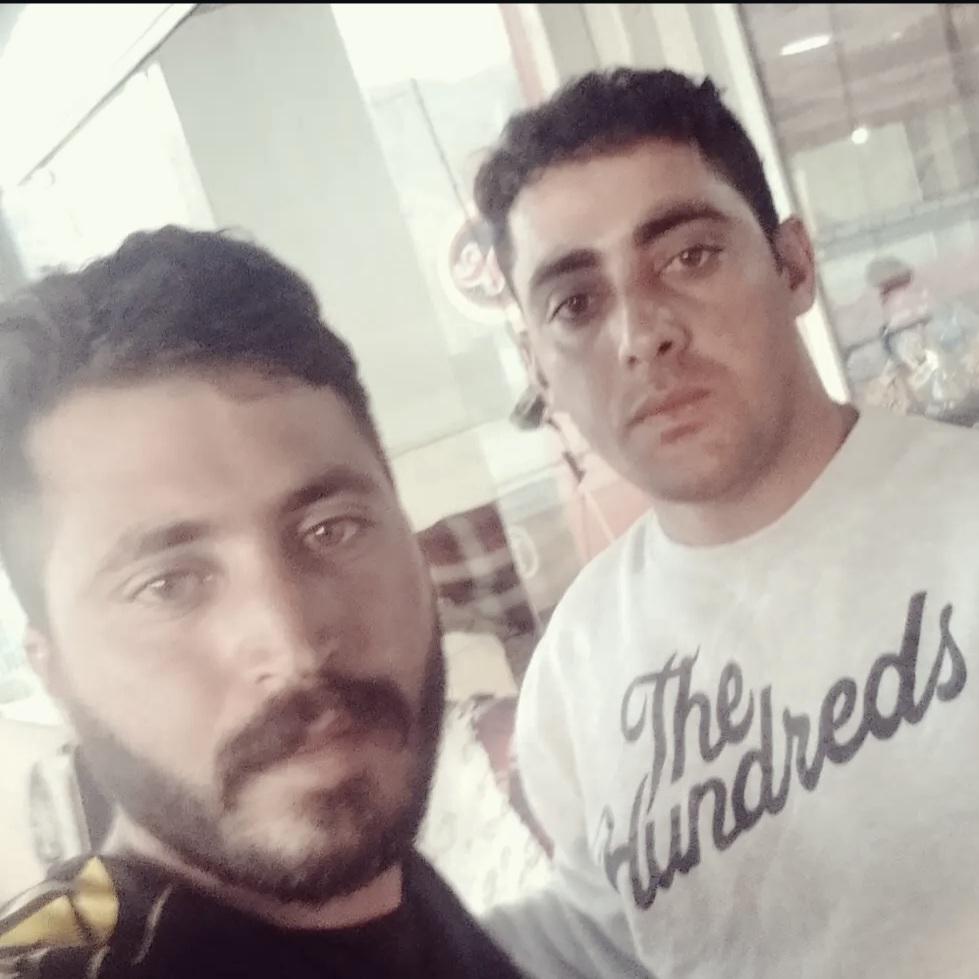 آهنگ جدید علی عزیزپور هرکاری مکم وخدا دسمه تو بر نمکه